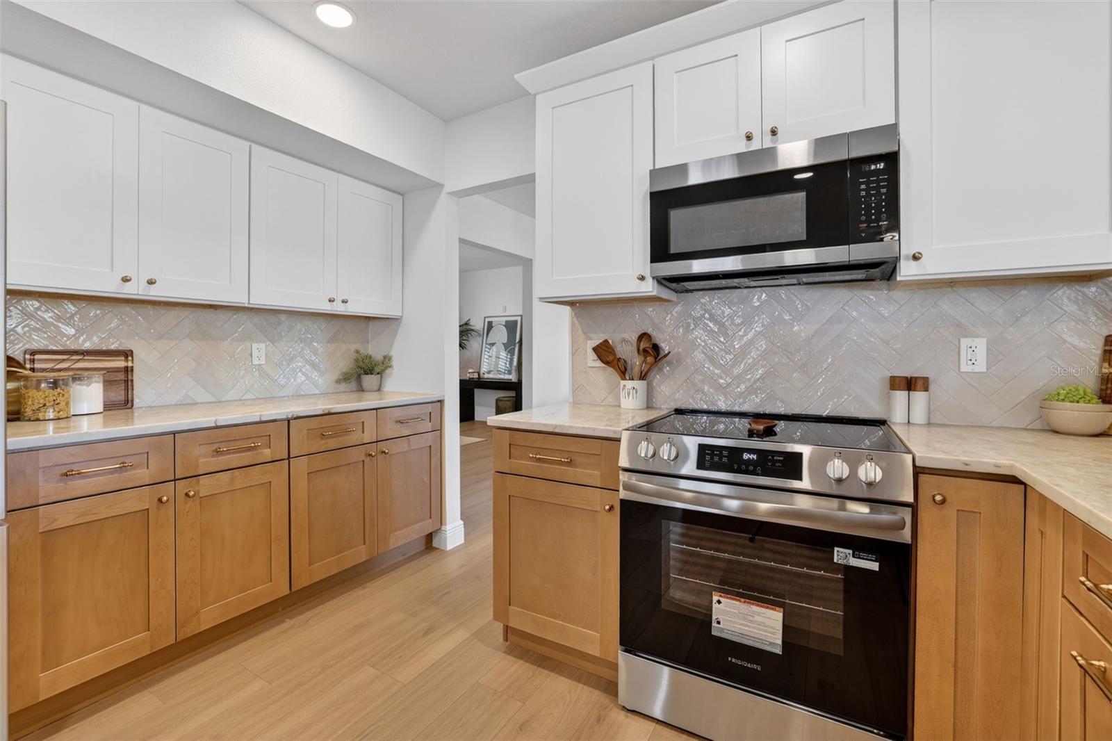 CARROLLWOOD VILLAGE SEC 1 - Residential