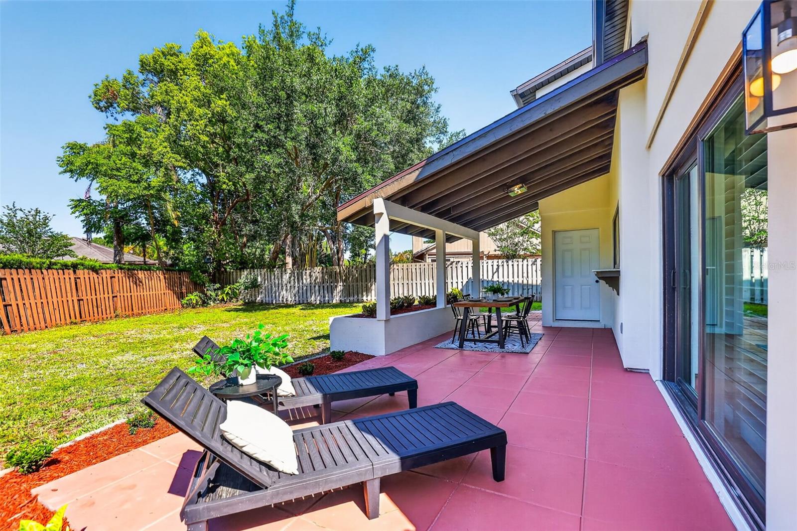 CARROLLWOOD VILLAGE SEC 1 - Residential