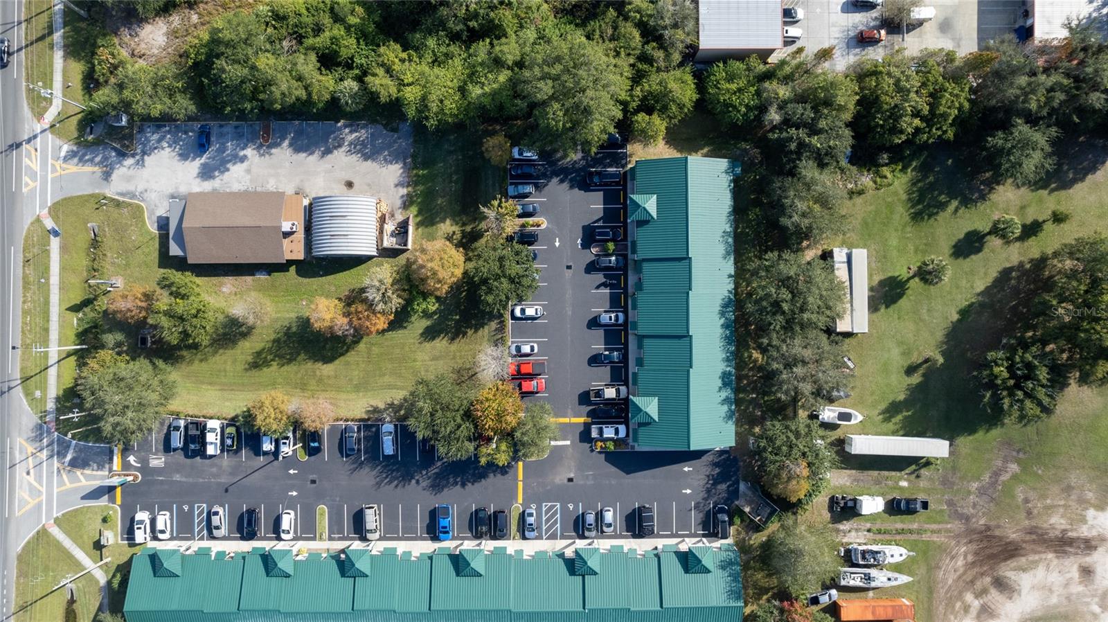 EAST SAINT CLOUD COMMERCE CENTER - Commercial Lease