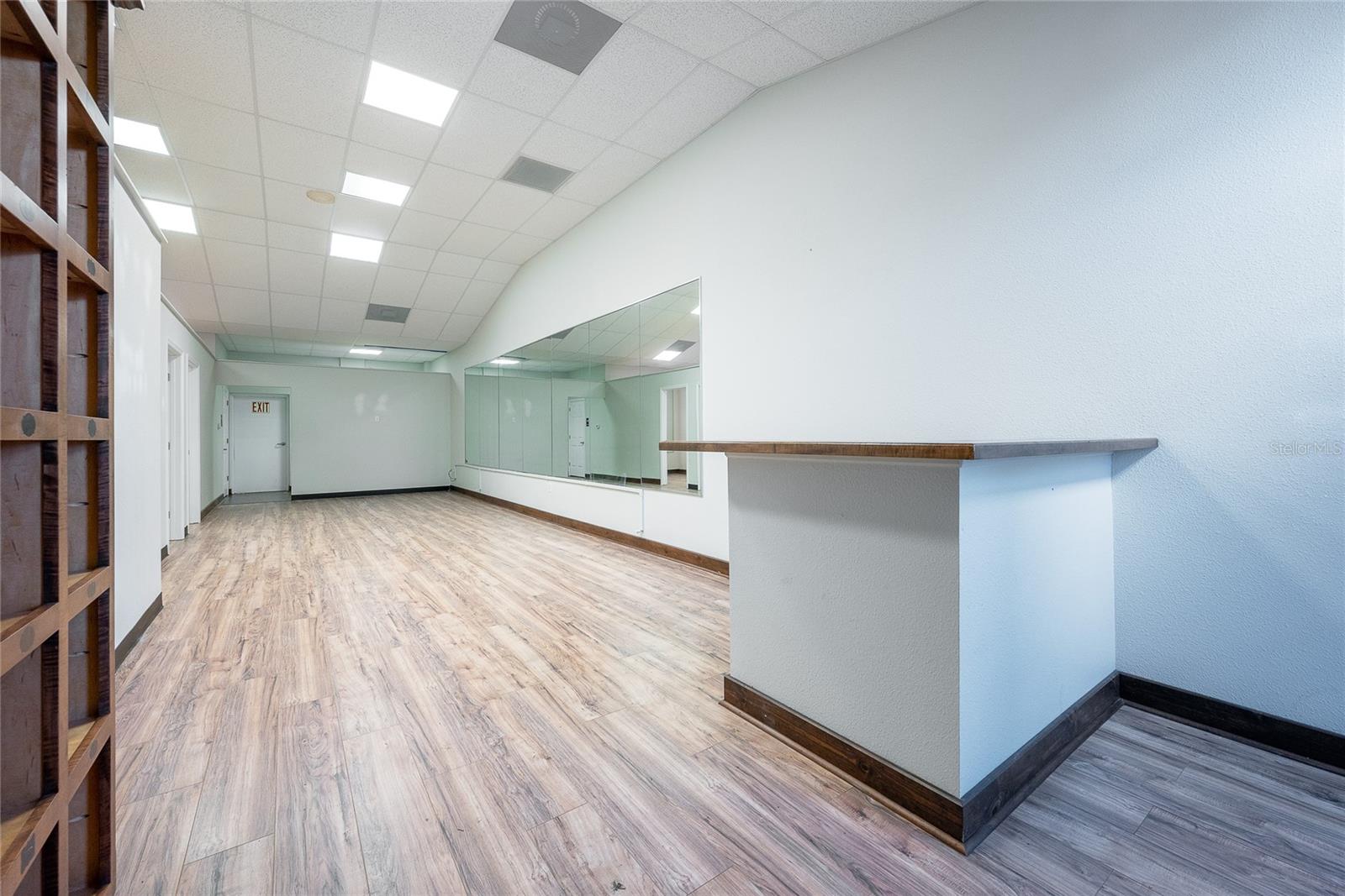 EAST SAINT CLOUD COMMERCE CENTER - Commercial Lease