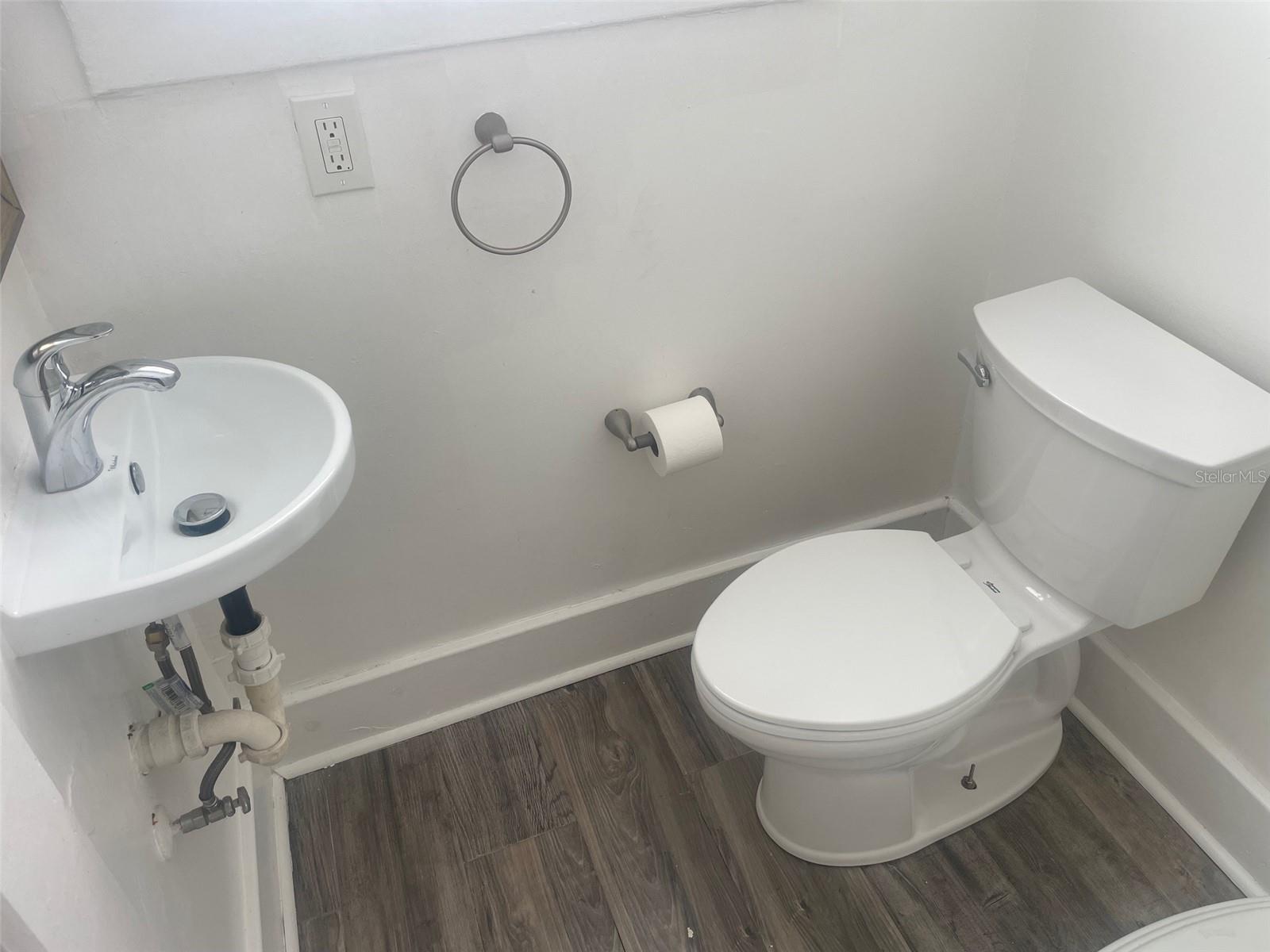 SAFFORDS ADD REV - Residential Lease