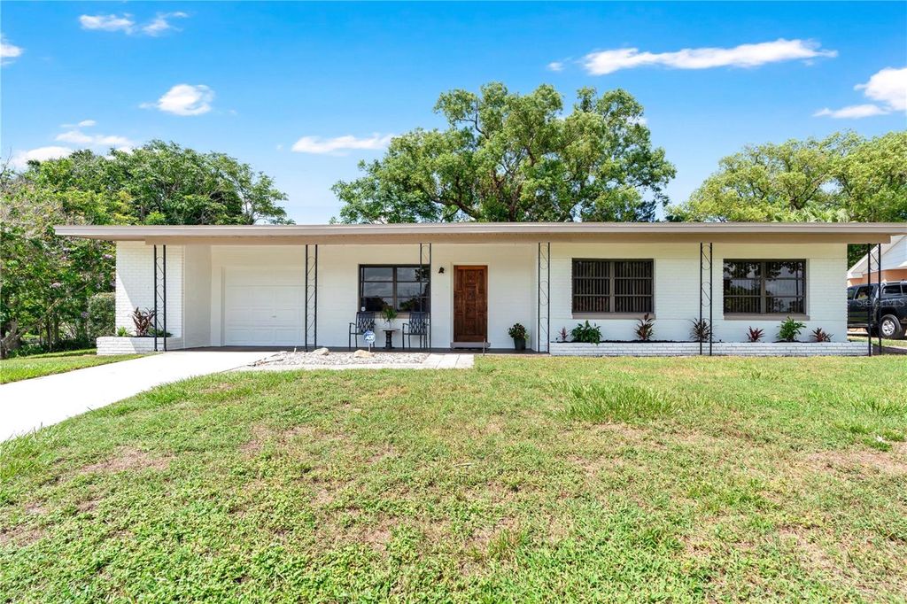 Photo of 5301 Brereton Avenue, Orlando, FL 32839 (MLS # O6426328)