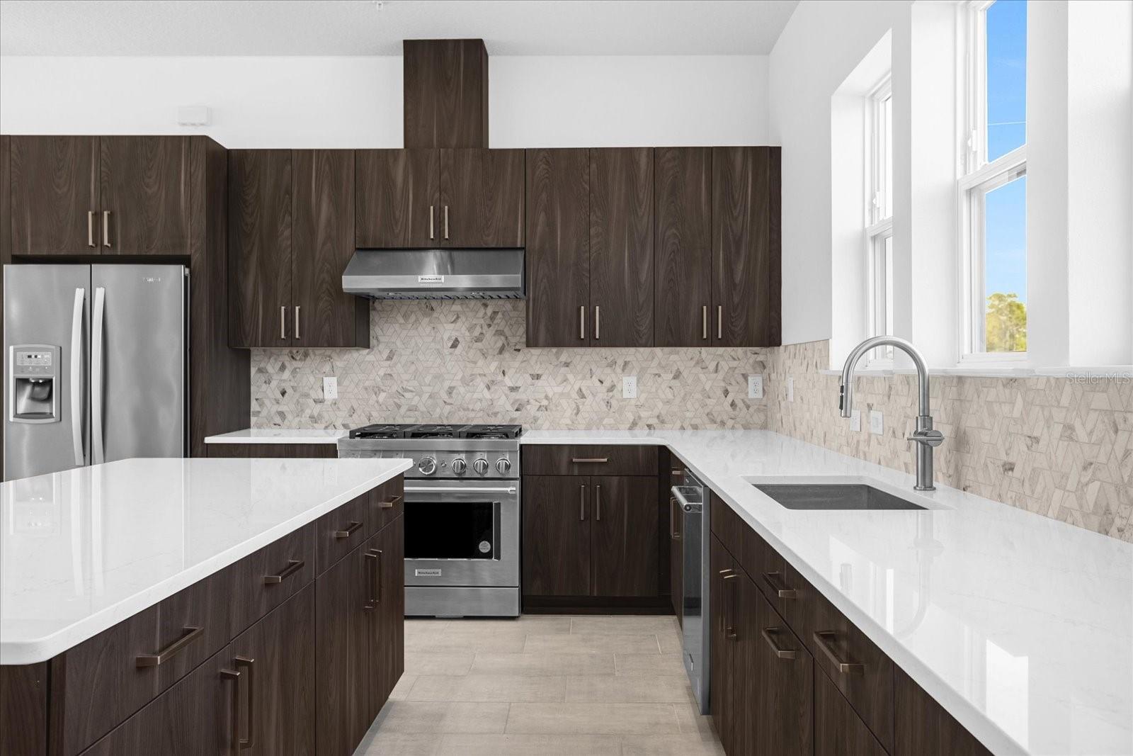 BRIX/THE PACKING DISTRICT - Residential Lease