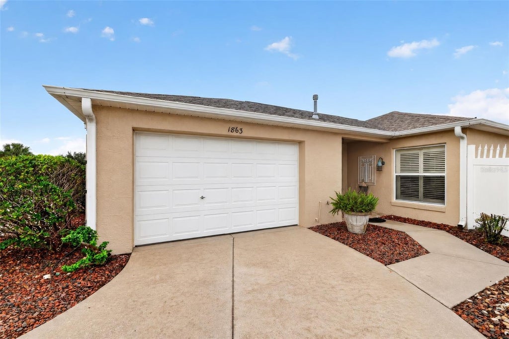 Photo of 1863 Dalton Drive, The Villages, FL 32162 (MLS # G5118744)