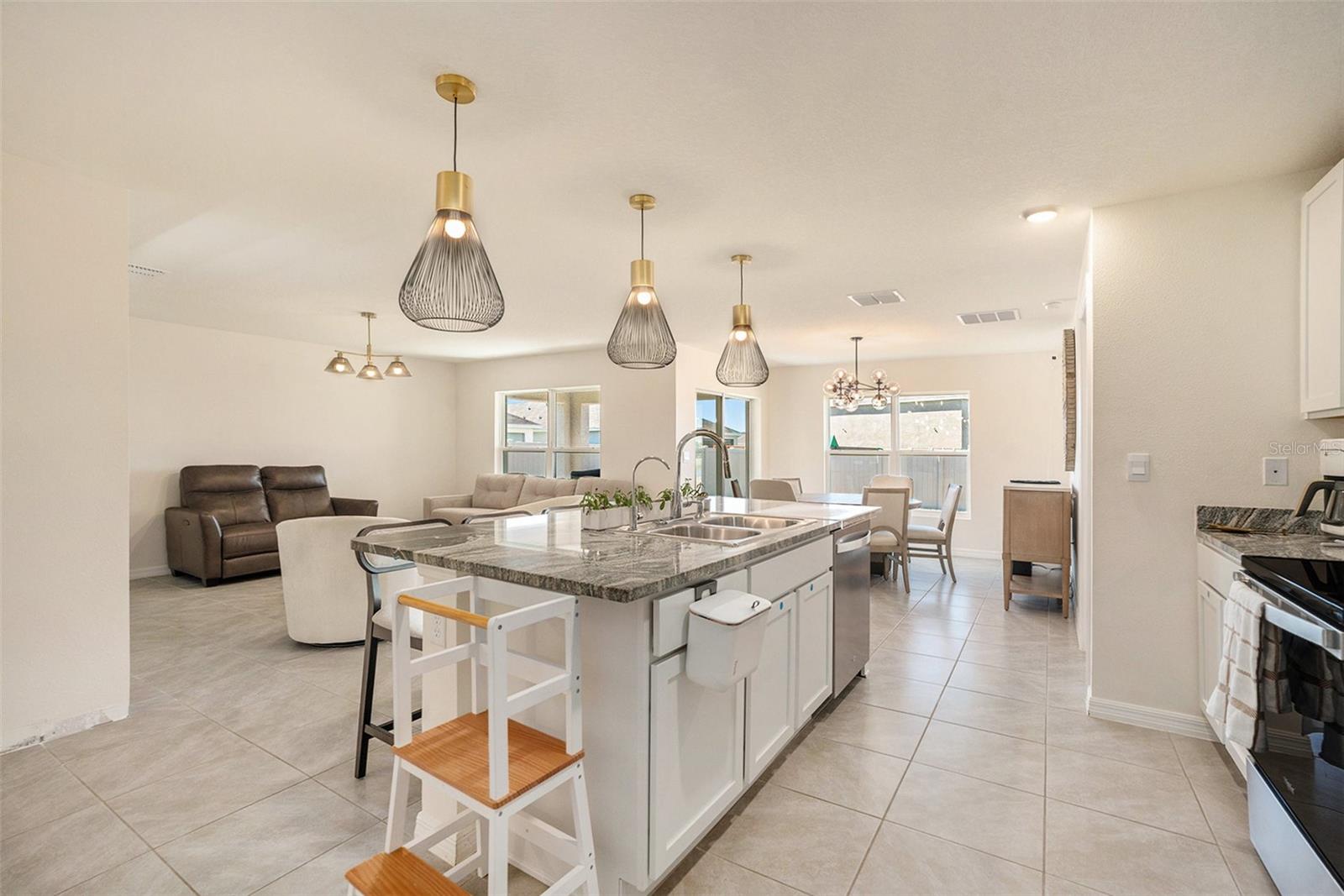 BELLA LAGO PH IE & IIB - Residential