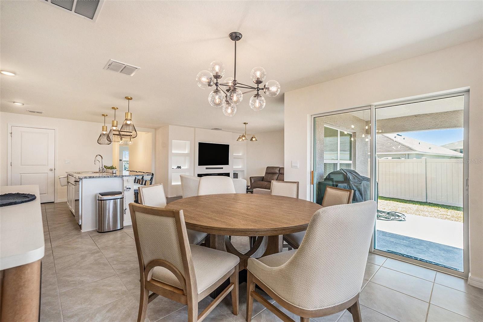 BELLA LAGO PH IE & IIB - Residential