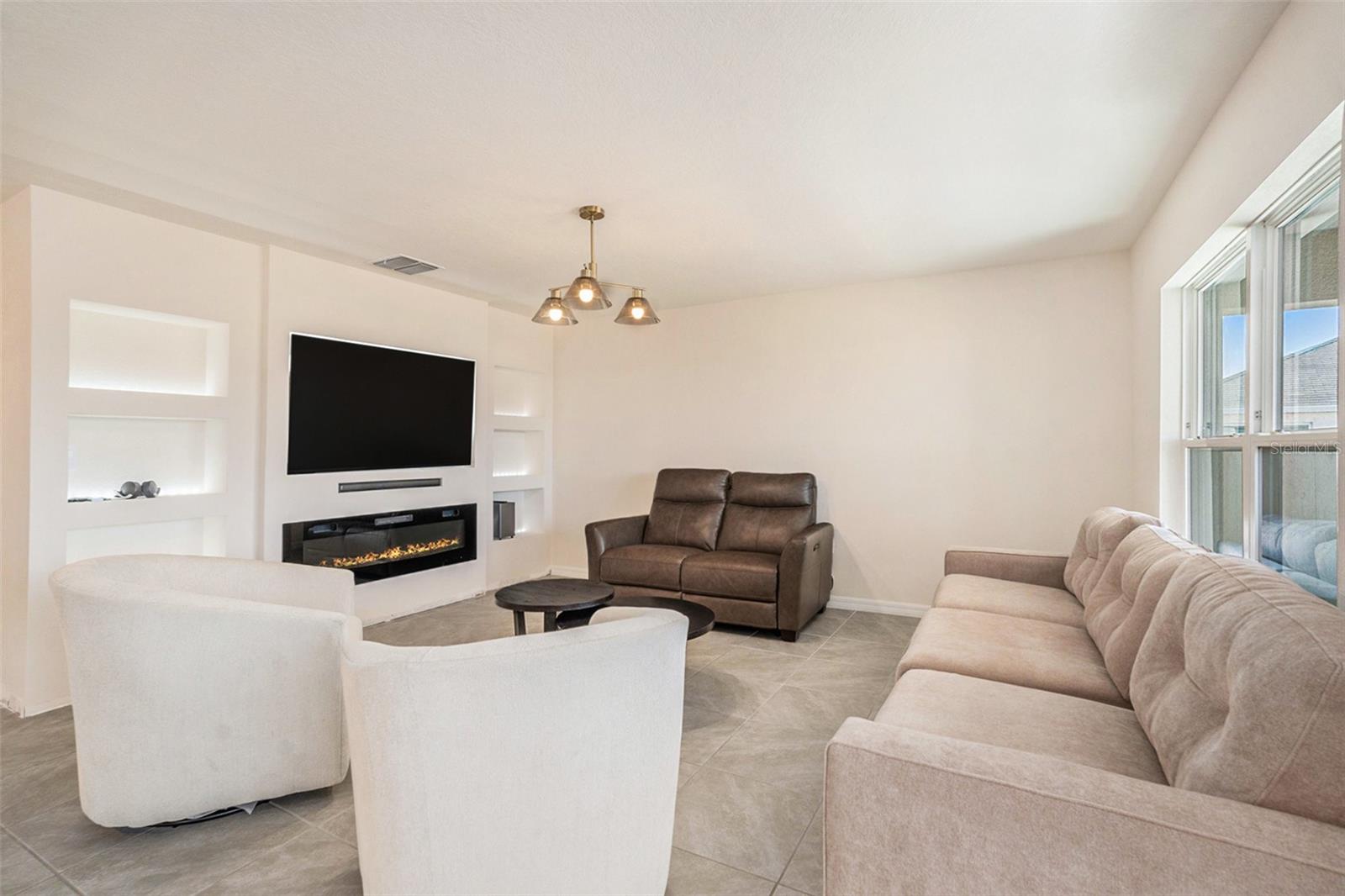 BELLA LAGO PH IE & IIB - Residential