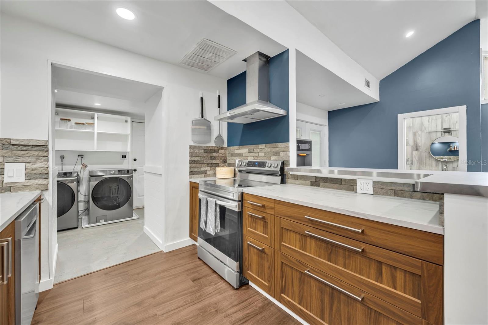 WEIDOWS REP - Residential