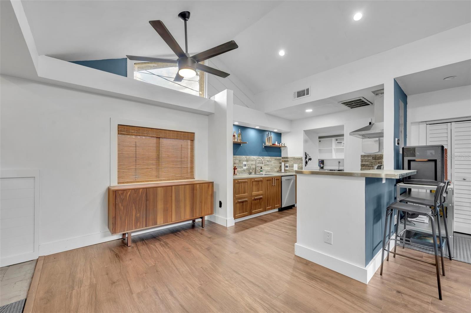 WEIDOWS REP - Residential