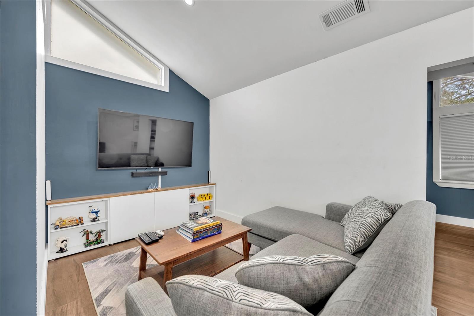 WEIDOWS REP - Residential