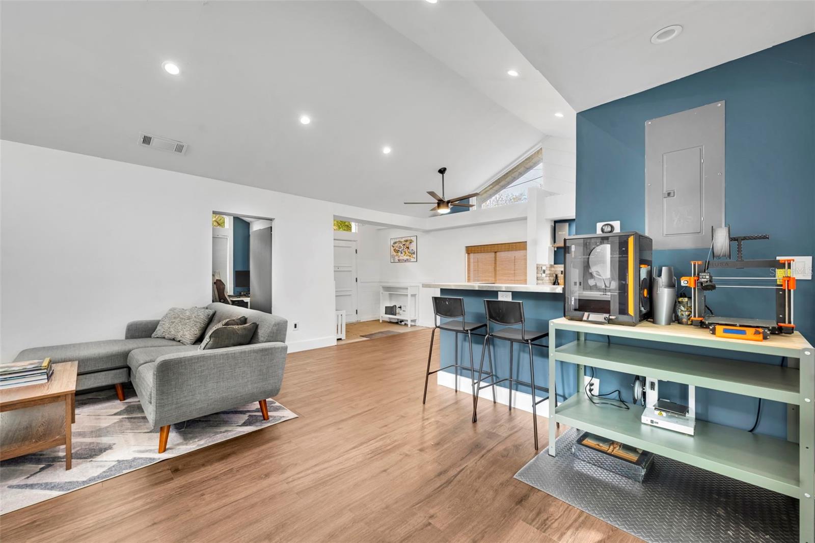 WEIDOWS REP - Residential