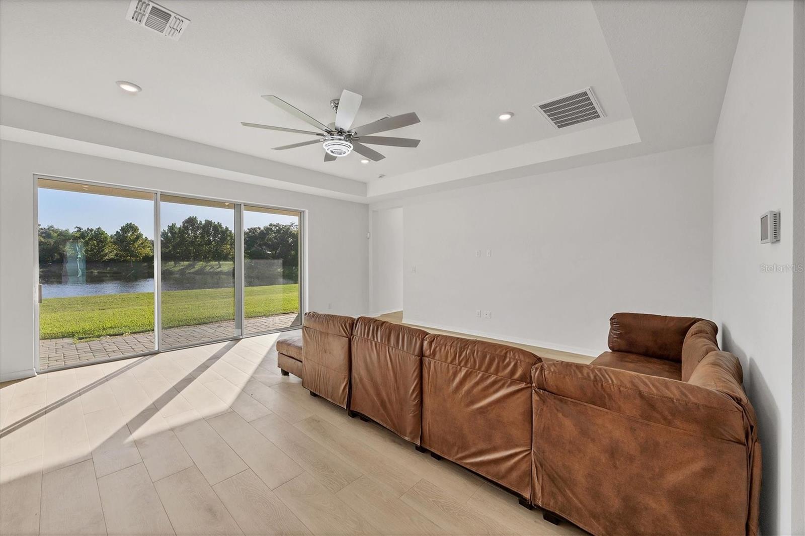 HERON LANDING - Residential