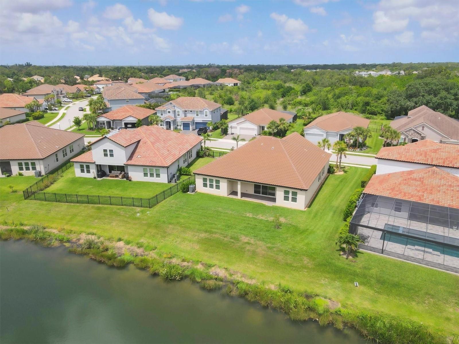 HERON LANDING - Residential