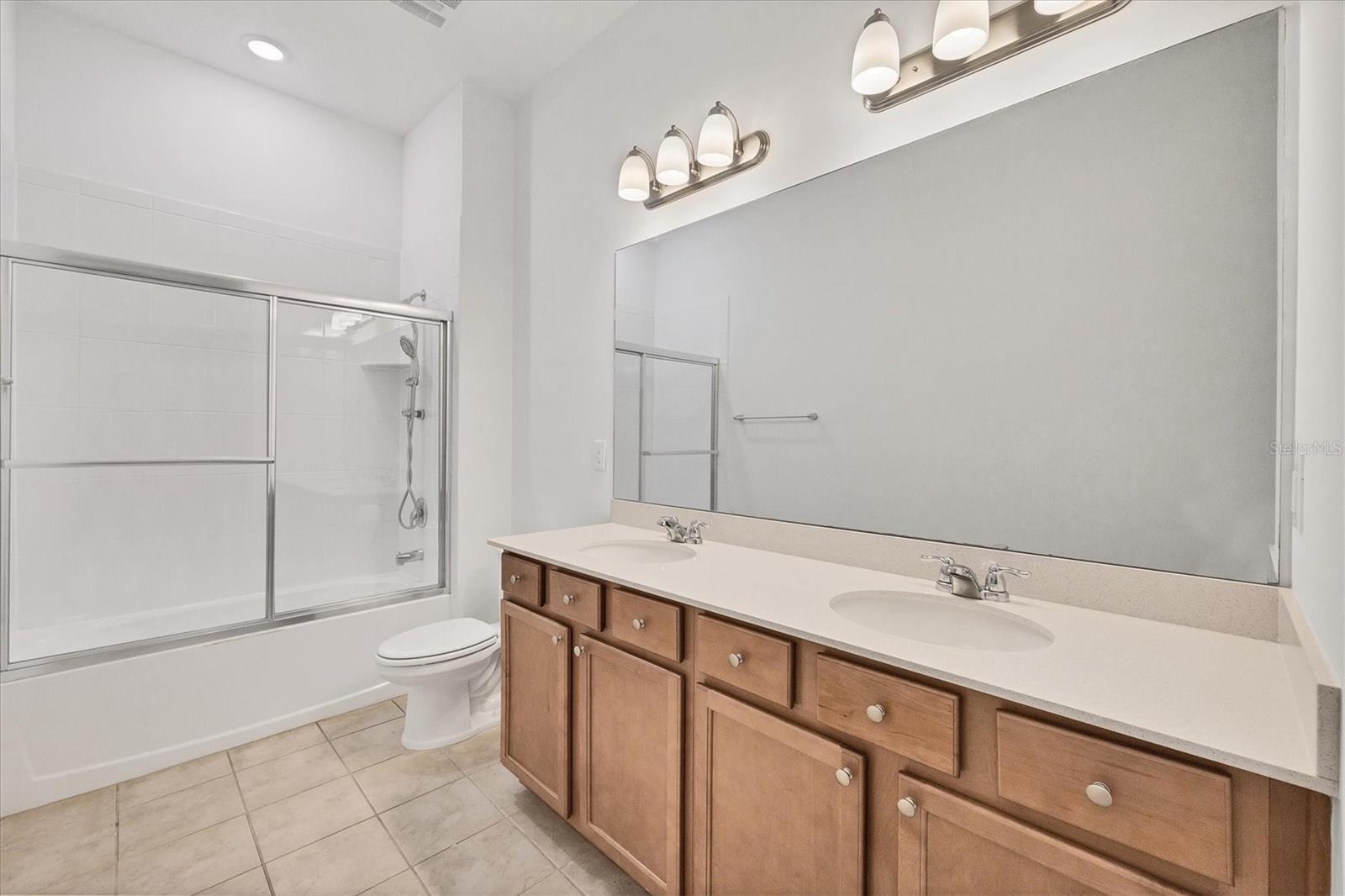 HERON LANDING - Residential