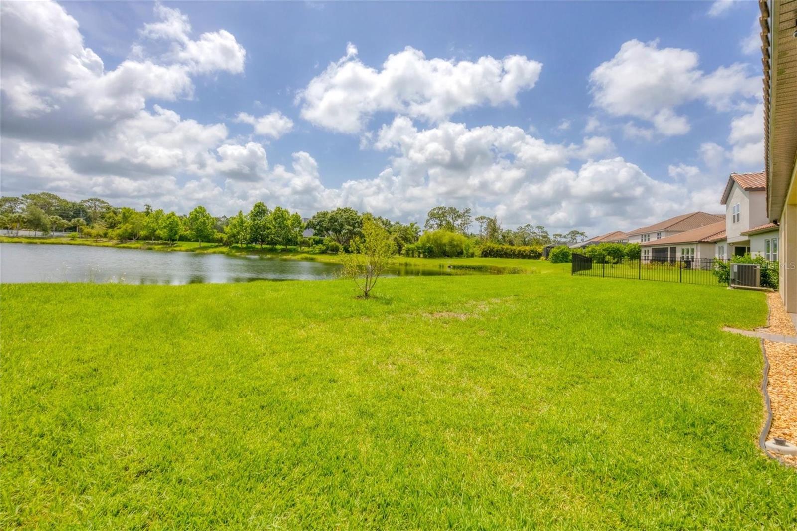HERON LANDING - Residential