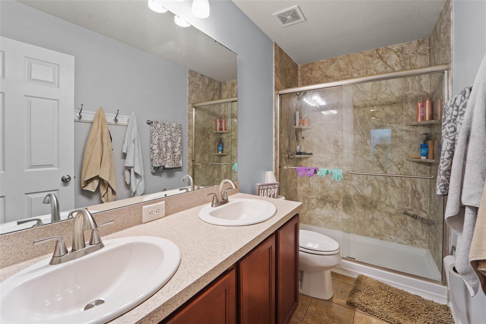 TRILLIUM VILLAGE E PH 1 - Residential