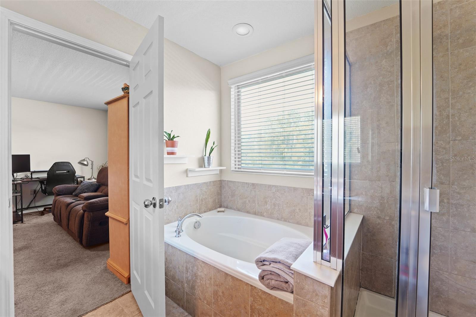 TRILLIUM VILLAGE E PH 1 - Residential