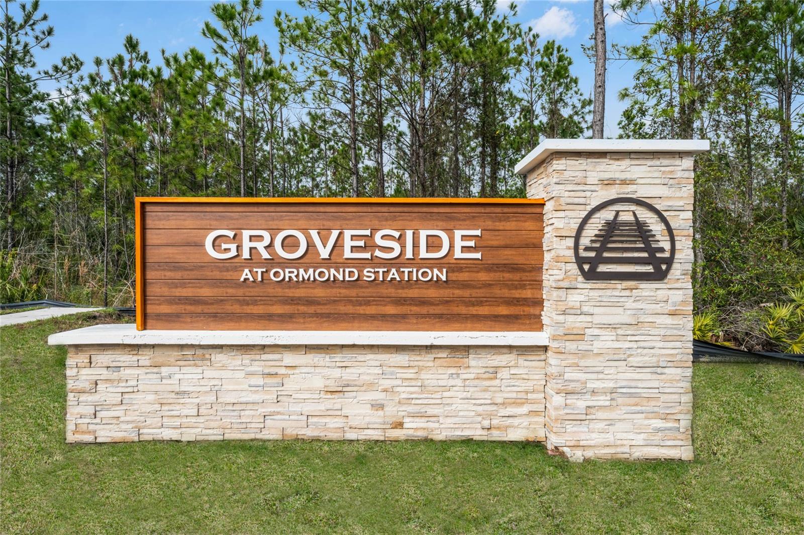 GROVESIDE/ORMOND STATION - Residential