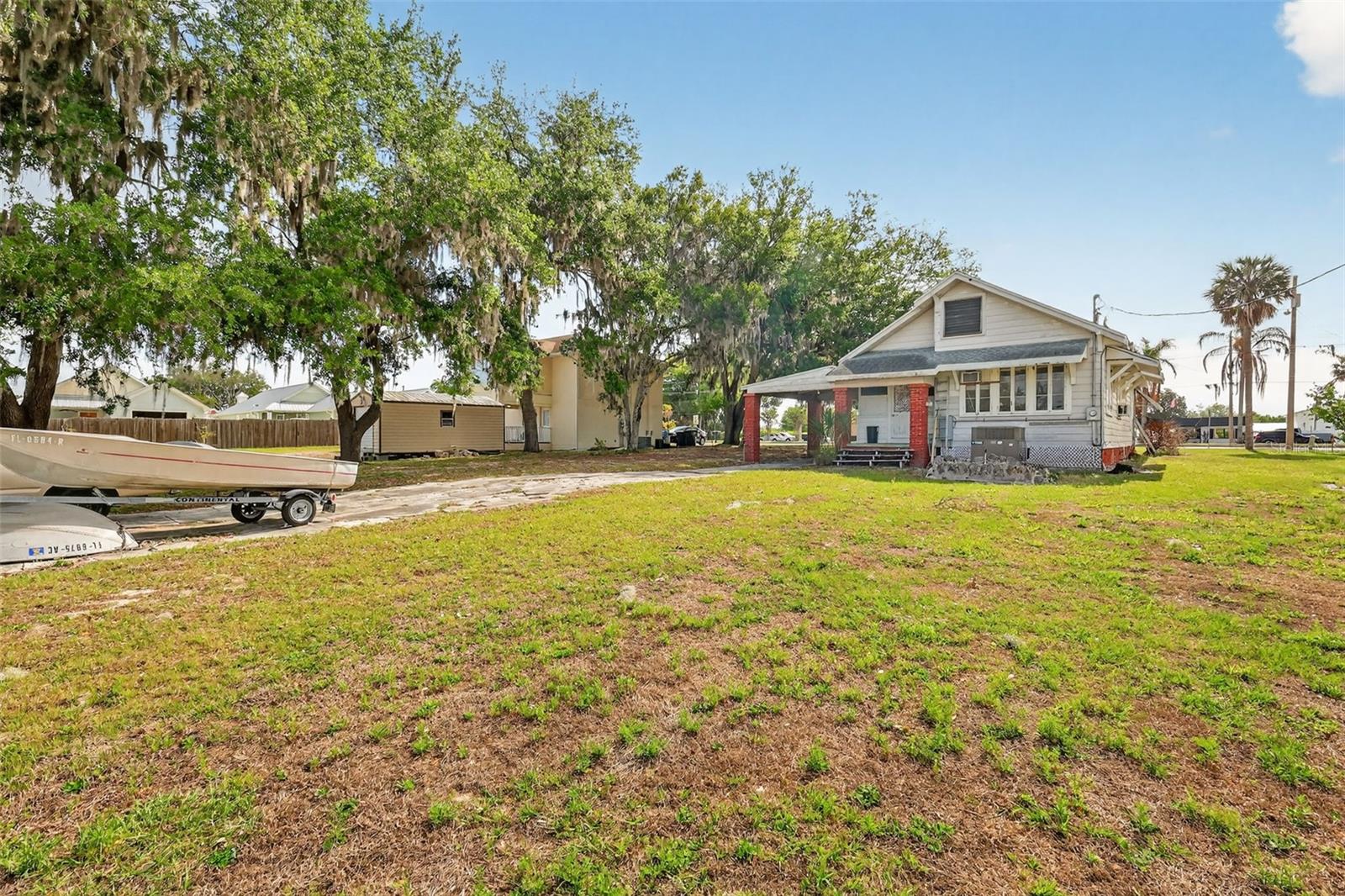 UMATILLA MITCHENORS ADD - Residential