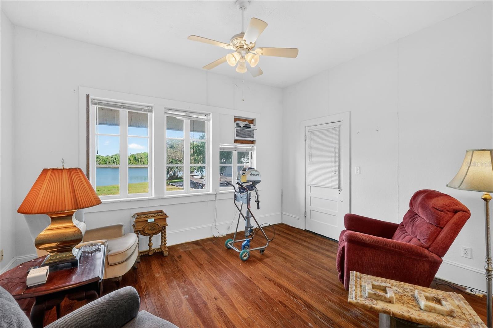 UMATILLA MITCHENORS ADD - Residential