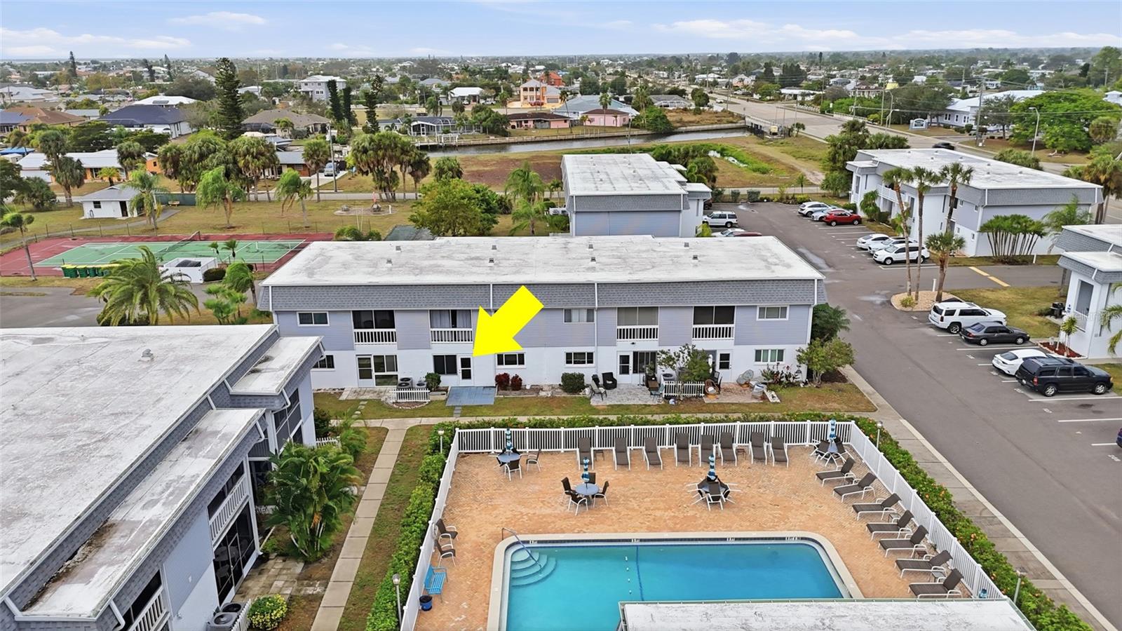 EDGEWATER VILLAGE - Residential