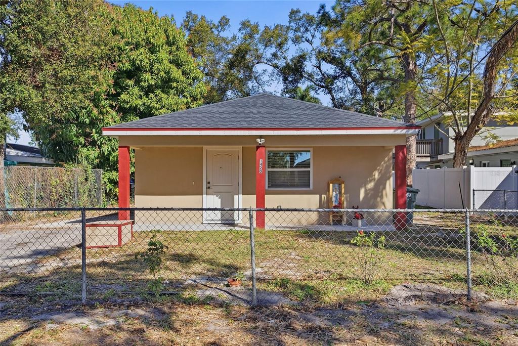 Photo of 1420 19th Avenue W, Bradenton, FL 34205 (MLS # W7882712)