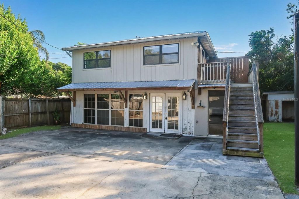 Photo of 1625 Laura Street, Clearwater, FL 33755 (MLS # TB8449407)