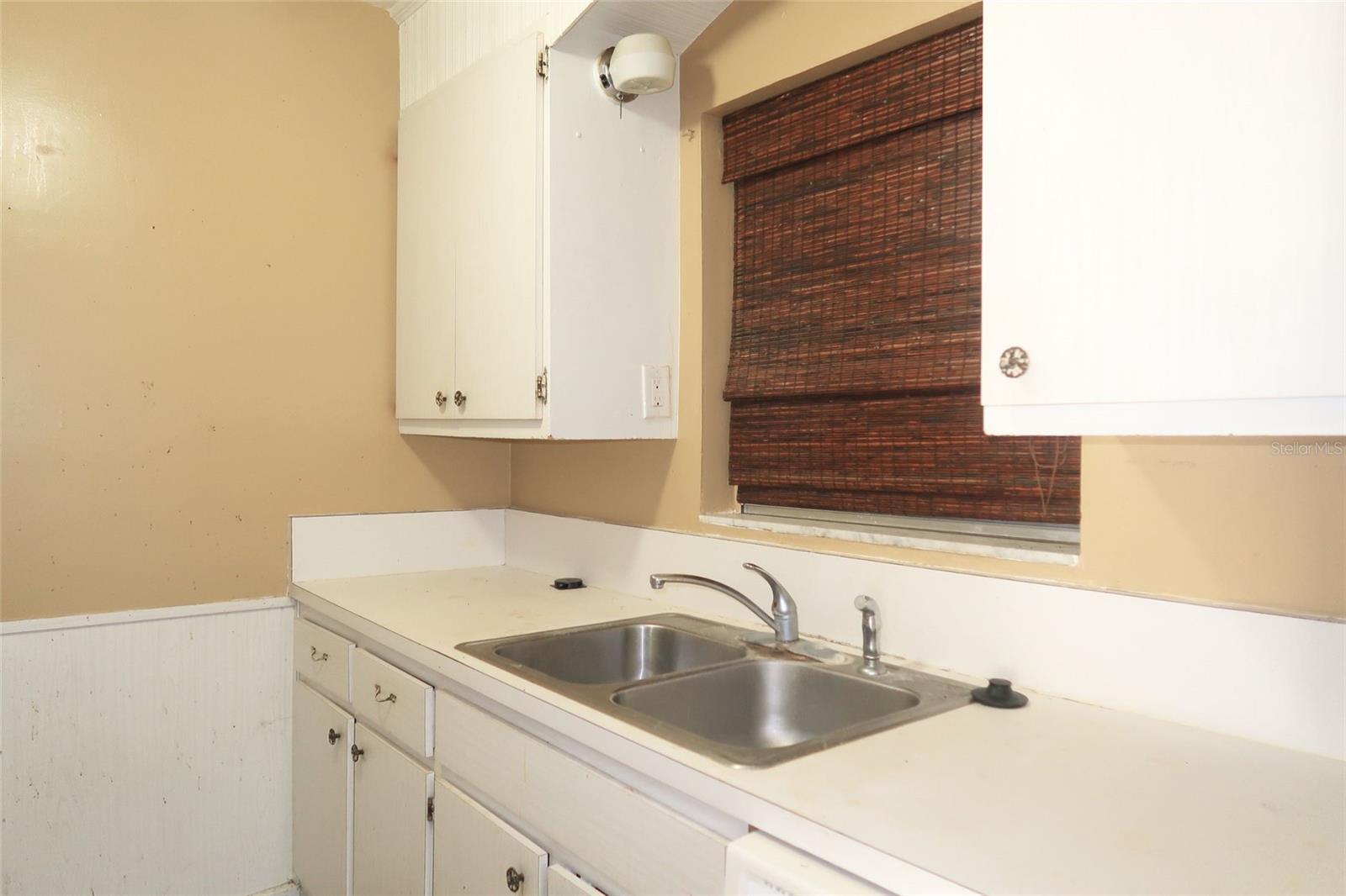 KEYSTONE MANOR - Residential Income