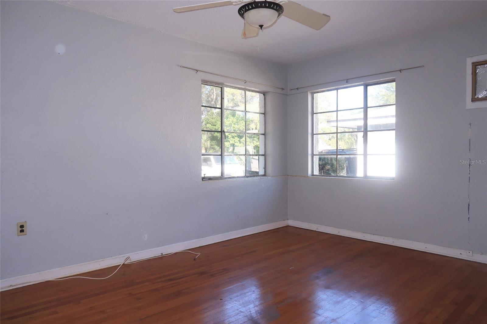 KEYSTONE MANOR - Residential Income