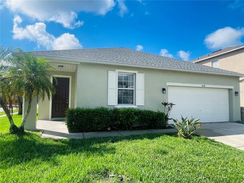 Photo of 2728 Portchester Court, Kissimmee, FL 34744 (MLS # S5126915)