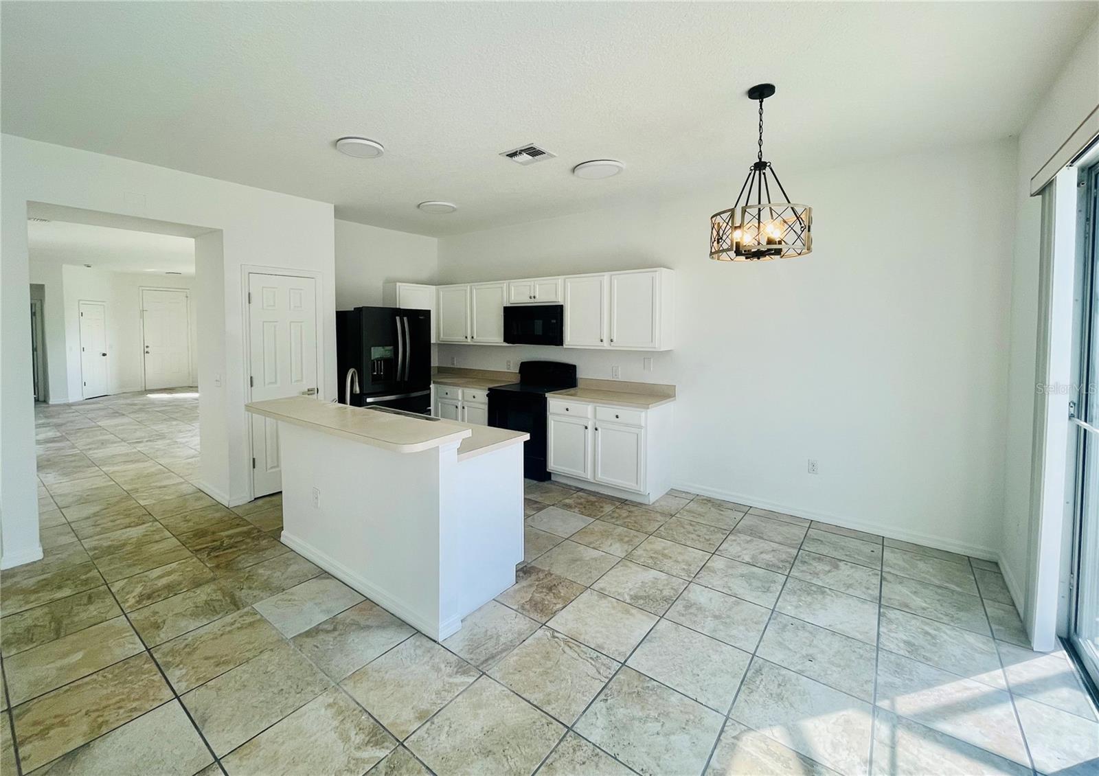 2728 PORTCHESTER COURT