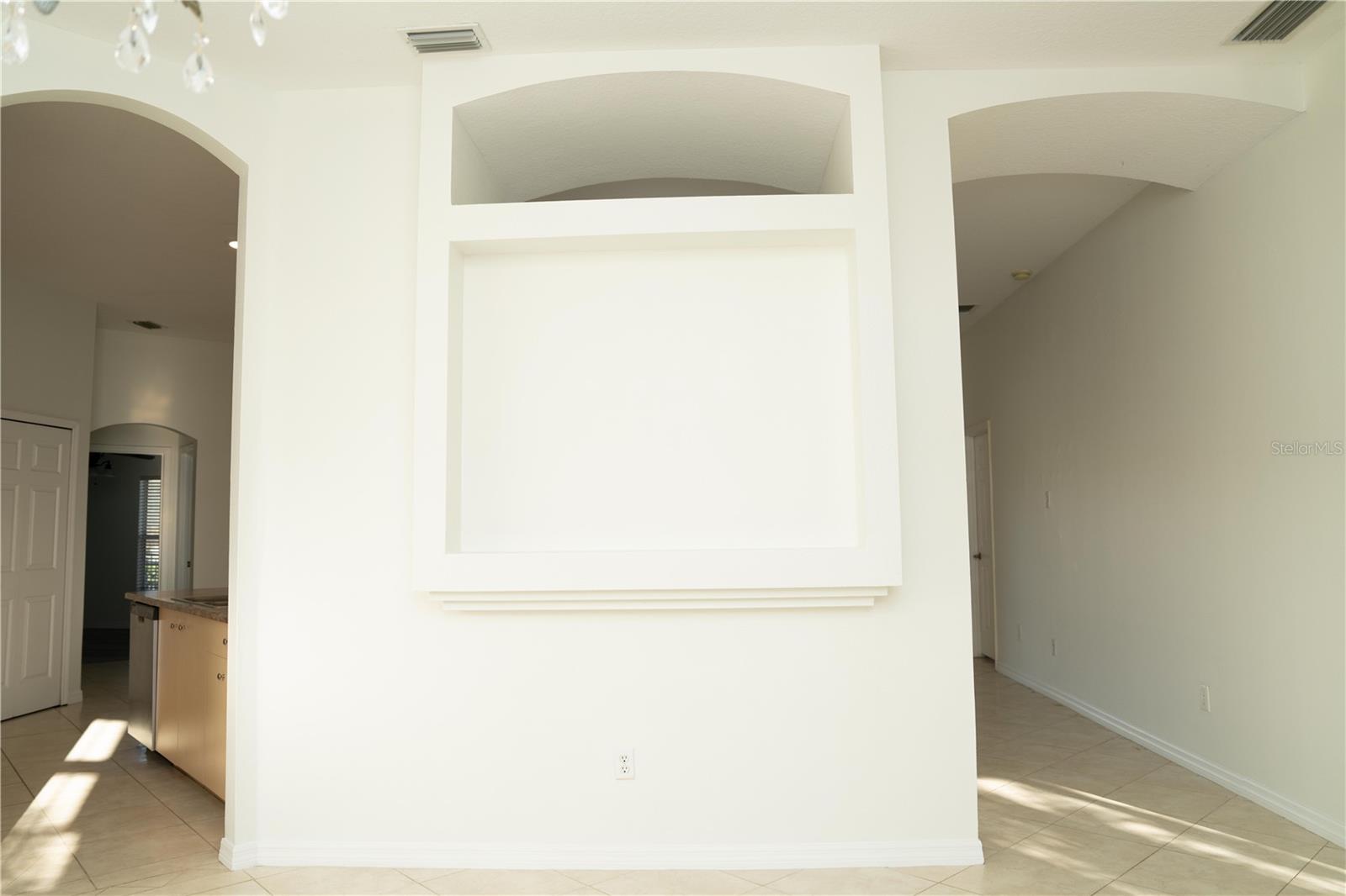 WATERS EDGE PH 08 - Residential