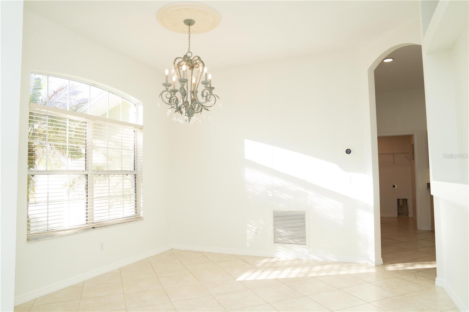 WATERS EDGE PH 08 - Residential