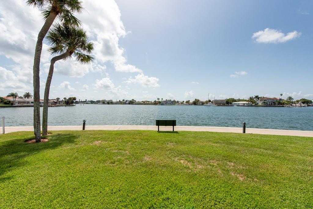 THREE PALMS POINTE CONDO - Residential