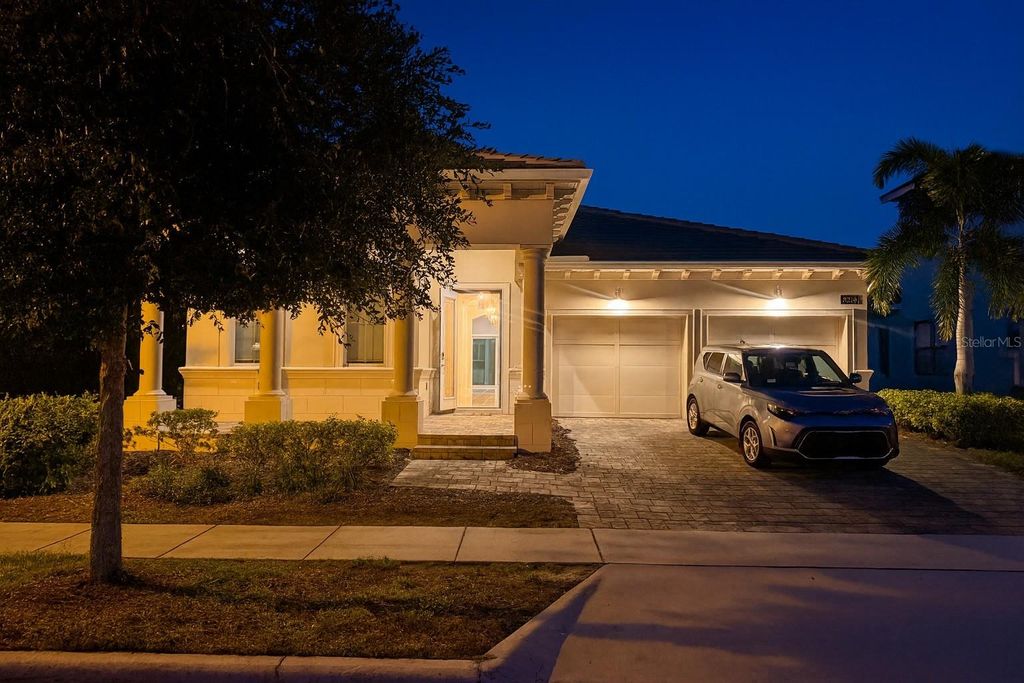 Photo of 8270 Topsail Place, Winter Garden, FL 34787 (MLS # O6354666)