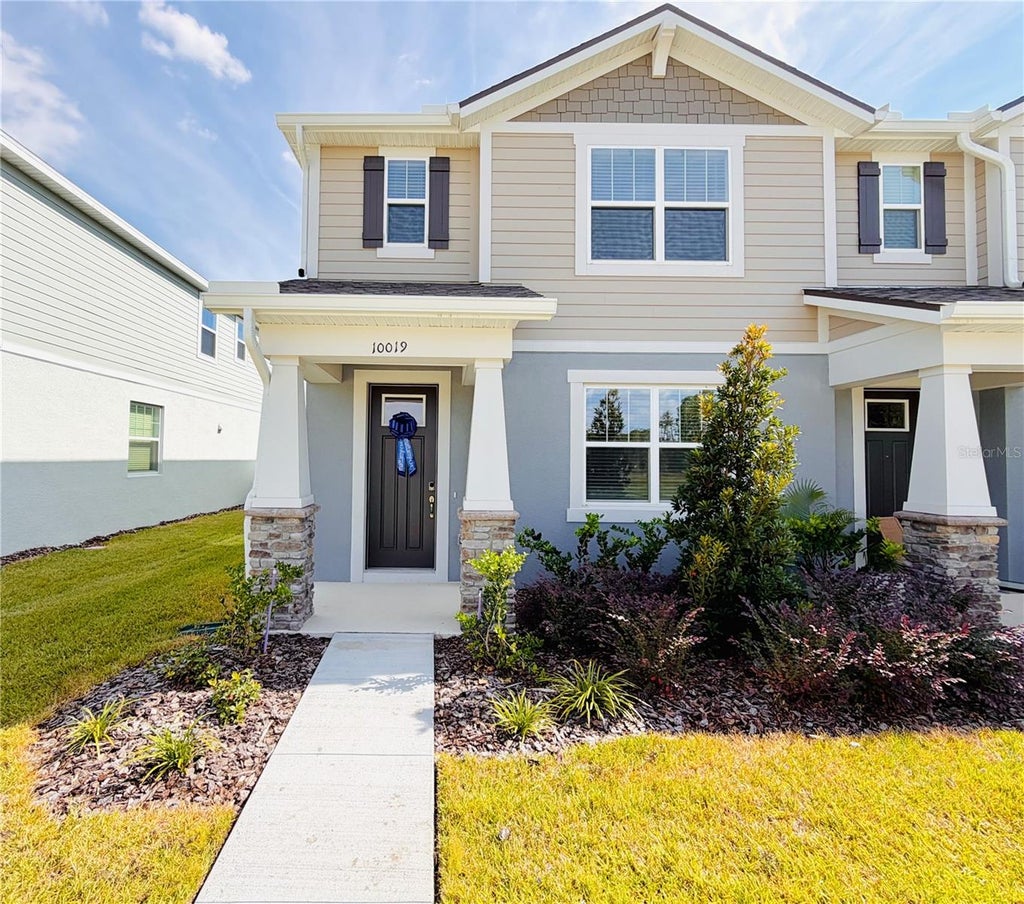 Photo of 10019 Gazebo Alley, Orlando, FL 32832 (MLS # O6447380)