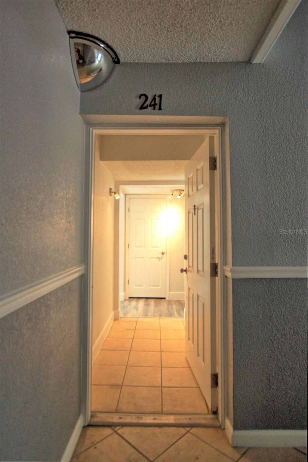 Photo of 241 Lewfield Circle #241, Winter Park, FL 32792 (MLS # O6382251)
