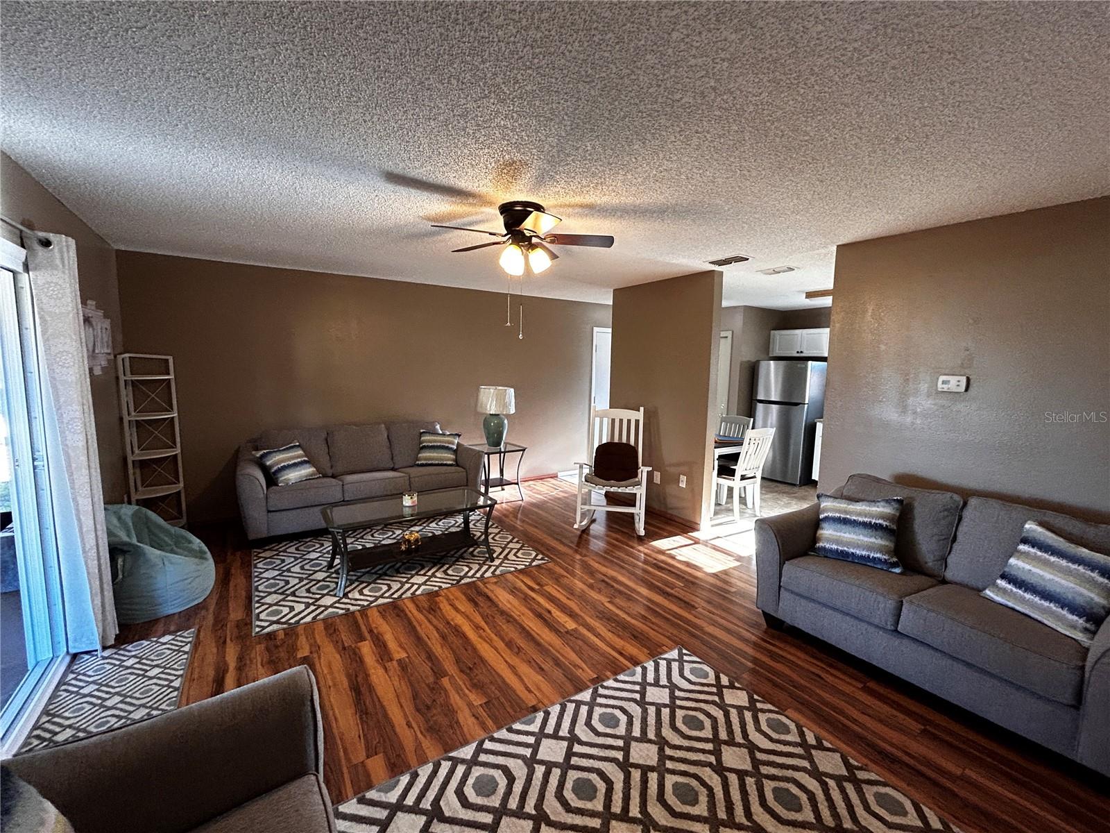 SILVER SPGS SHORES UN 28 - Residential