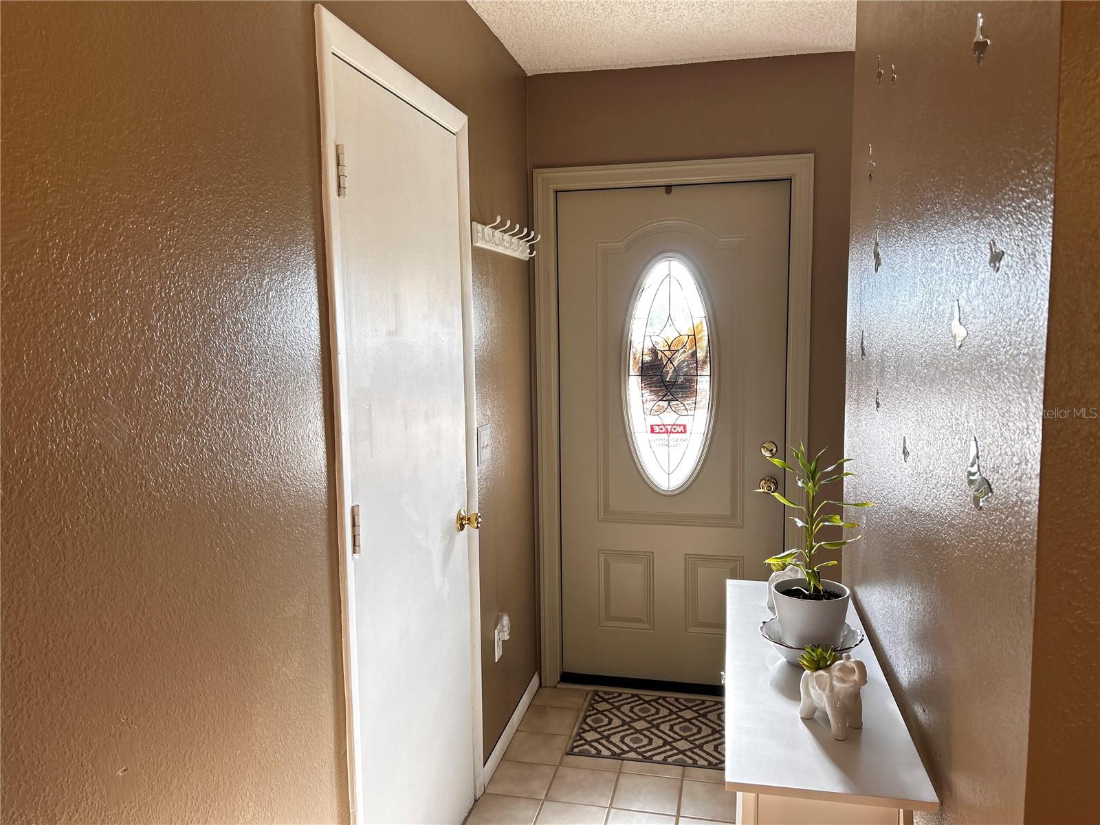 SILVER SPGS SHORES UN 28 - Residential