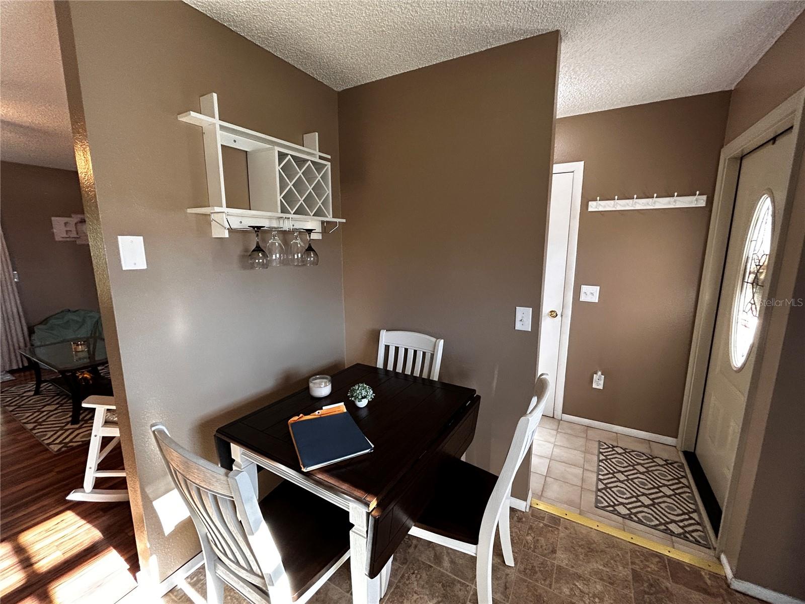 SILVER SPGS SHORES UN 28 - Residential