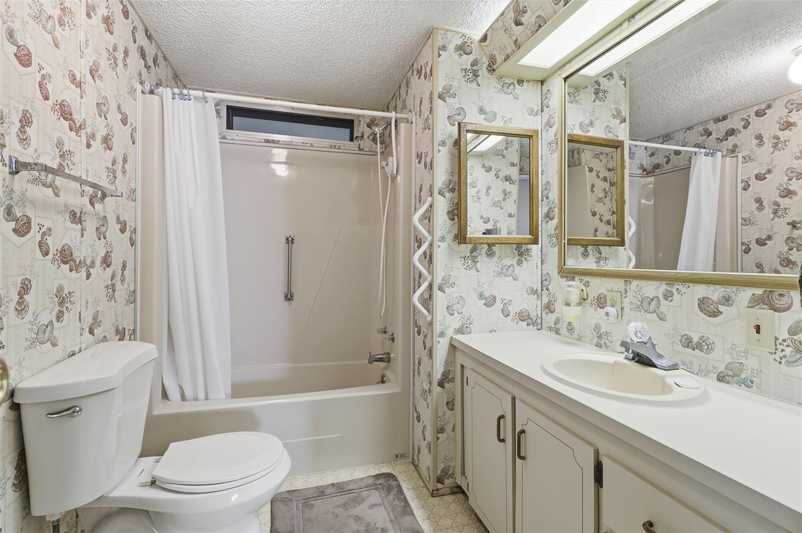 LAKE N GOLF ESTATES - Residential