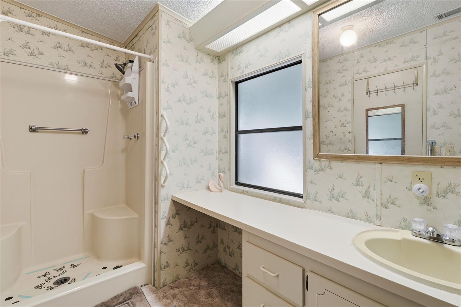 LAKE N GOLF ESTATES - Residential