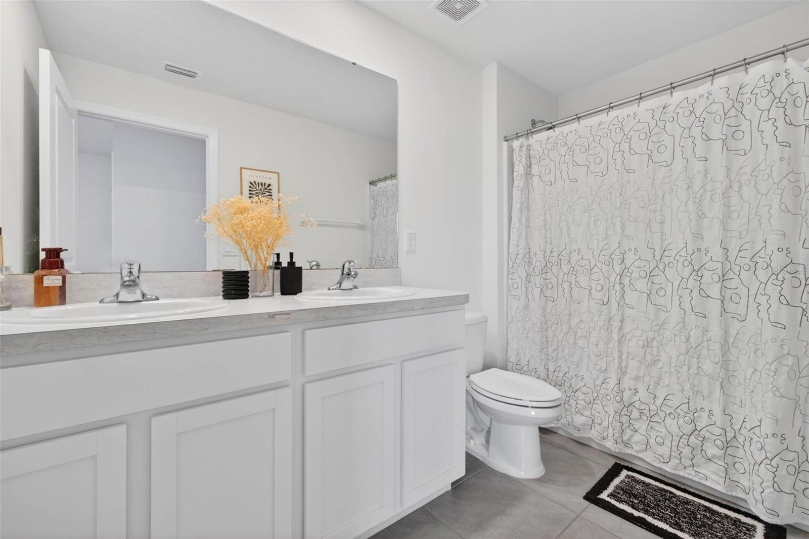 RIDGEWOOD - Residential