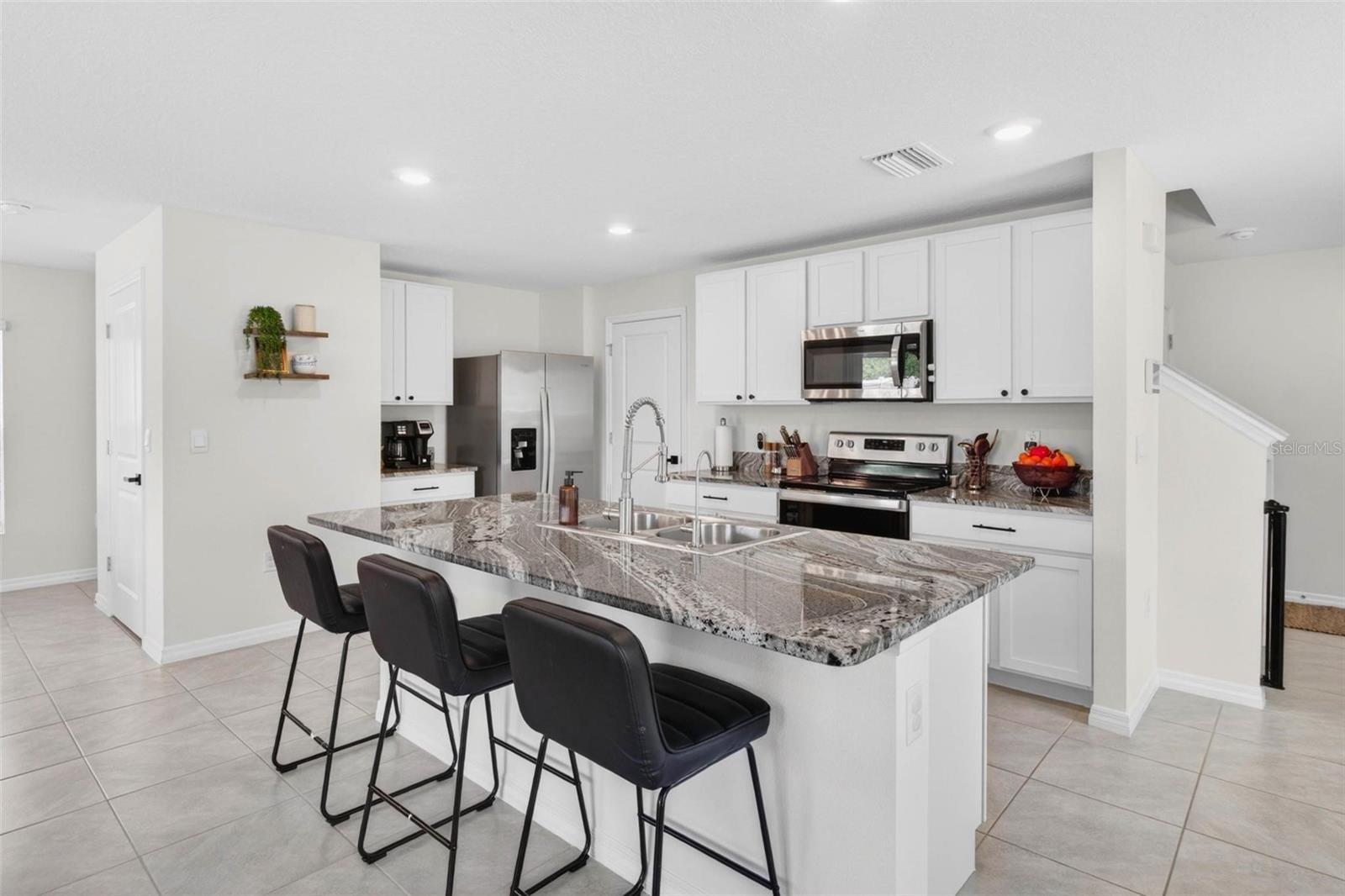 RIDGEWOOD - Residential