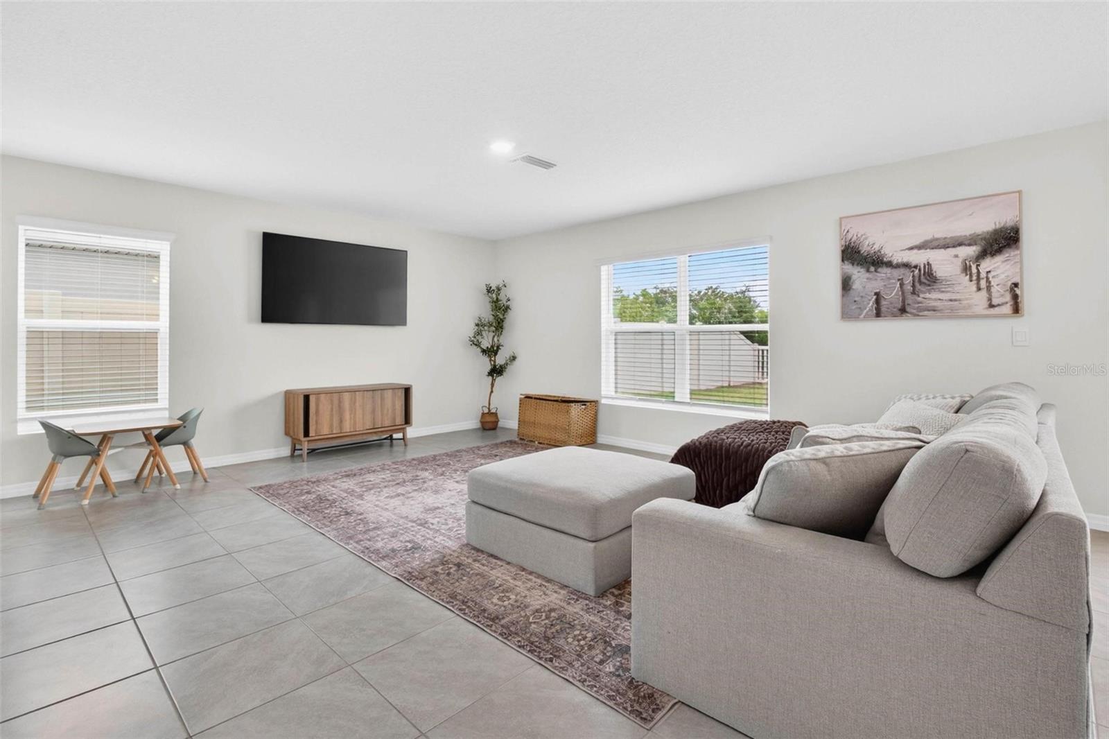 RIDGEWOOD - Residential