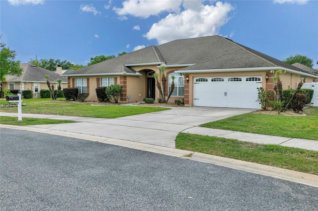 Photo of 4839 SW 63rd Street, Ocala, FL 34474 (MLS # OM722081)