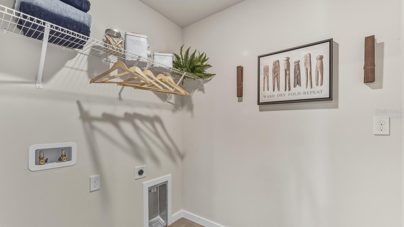 CORAL LAKES - CORAL CREEK - Residential