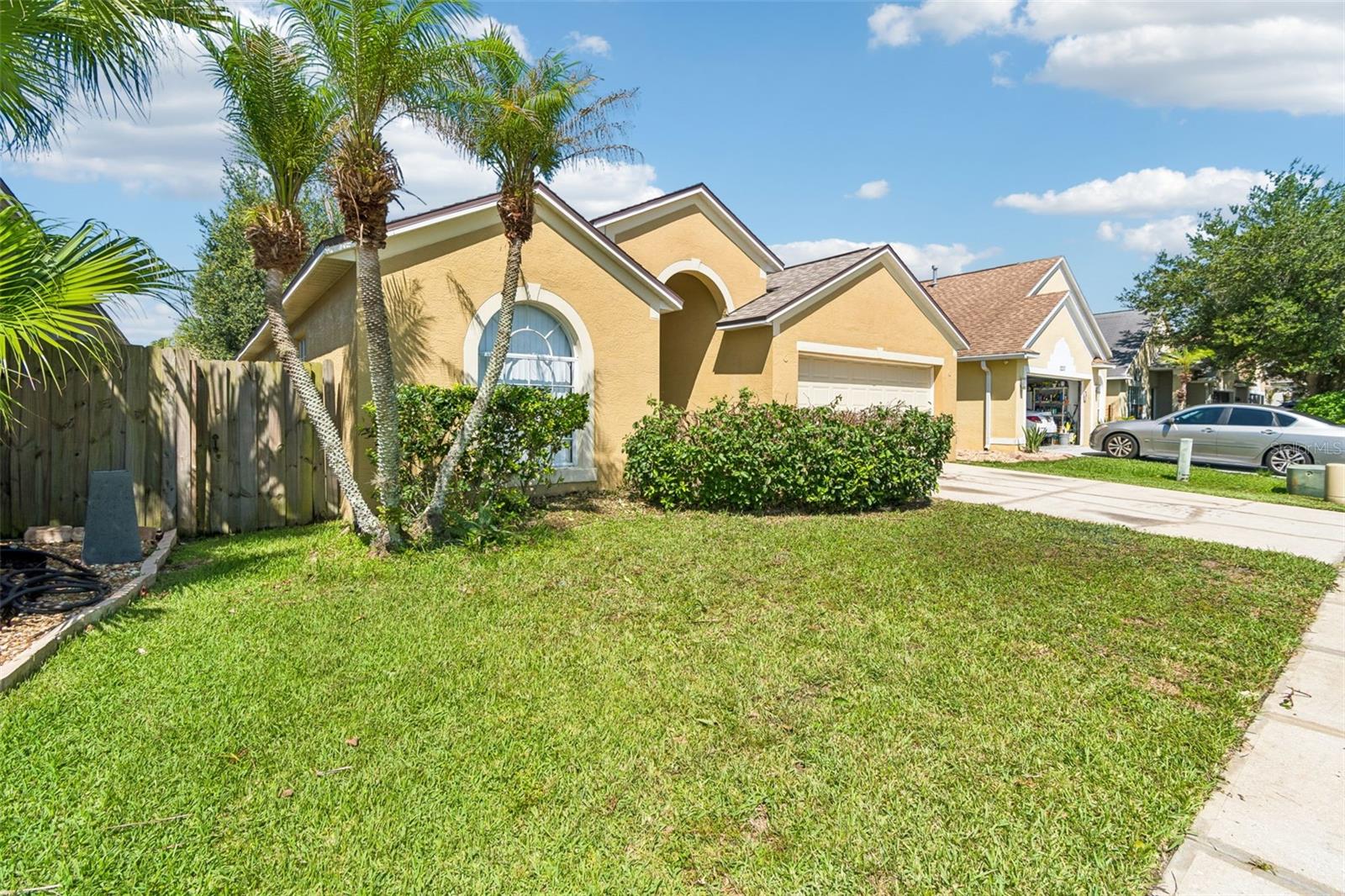 1229 CRIMSON CLOVER LANE