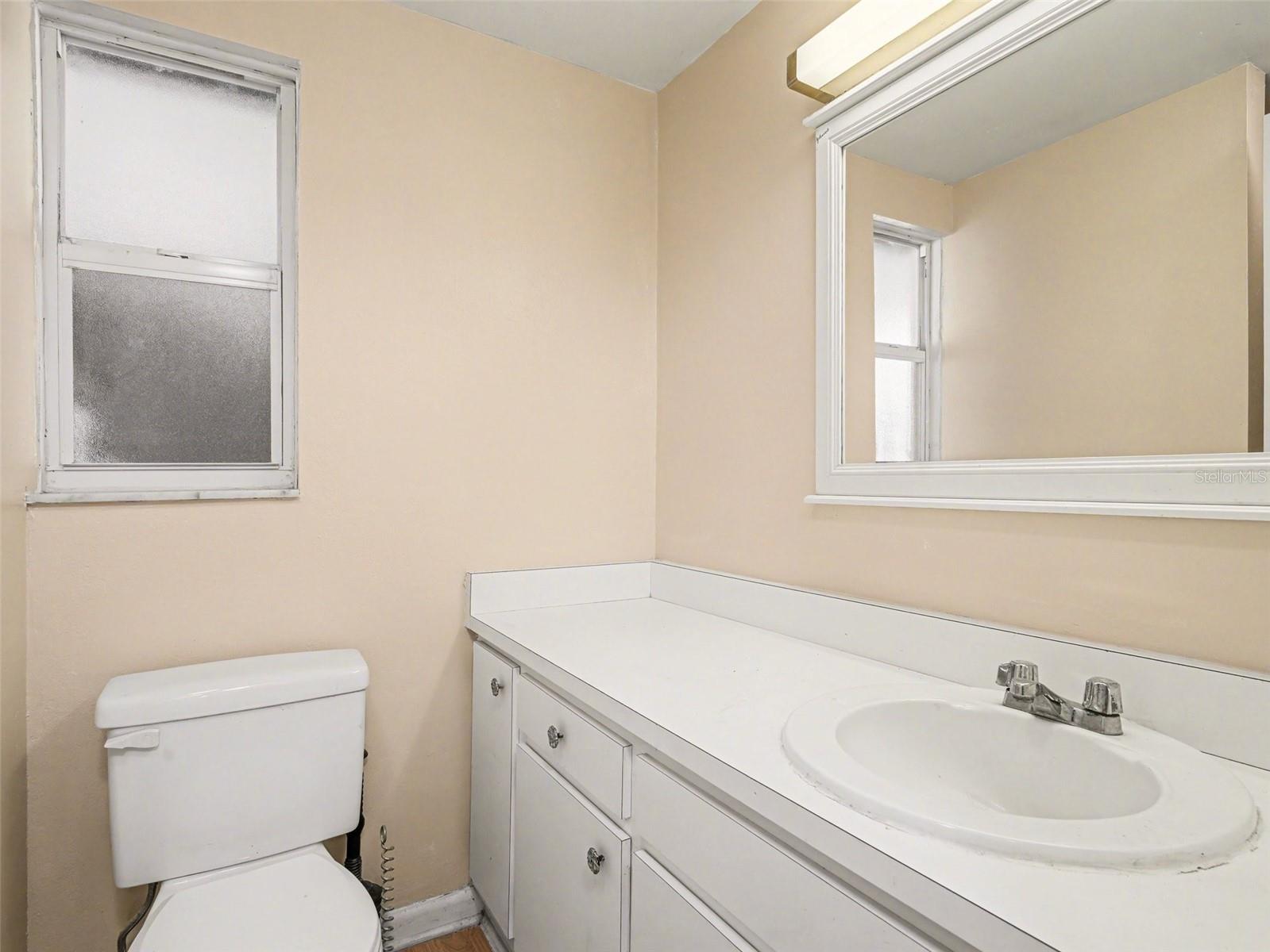 SOUTH VENICE - Residential