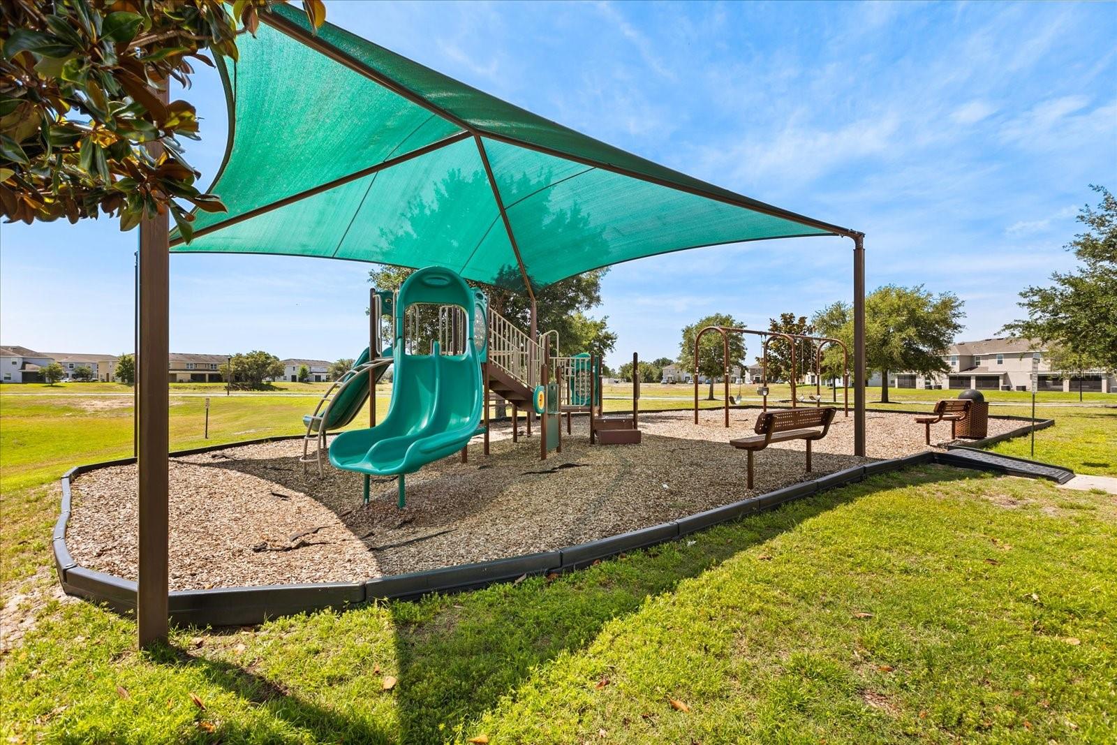OAKMONT TOWNHOMES PH - Residential